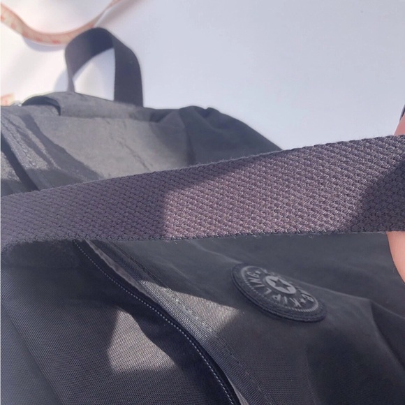 Kipling Large Black Tote Shoulder Duffel Bag w/ Travel Organizer & Monkey Charm - Picture 6 of 16